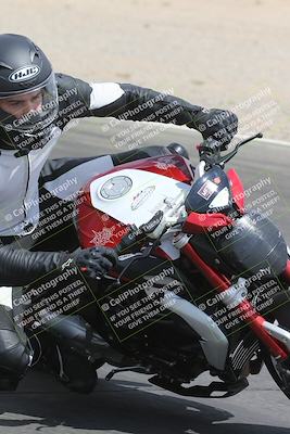 media/May-05-2025-Moto Forza (Mon) [[3c1838c5e5]]/3-C Group/Session 2 (Turn 7 Inside)/